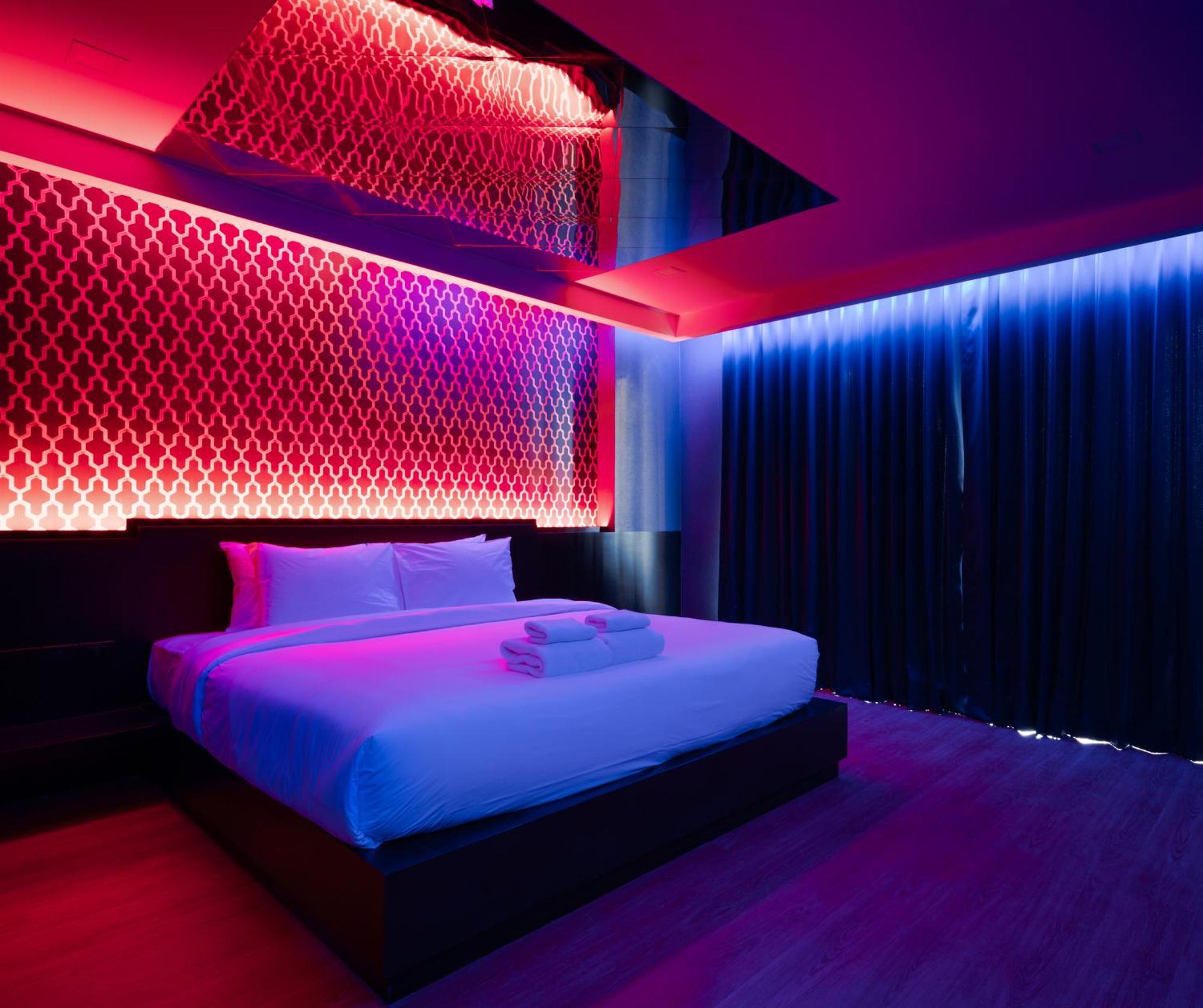 G Boutique Silom Hotel Bangkok Dış mekan fotoğraf